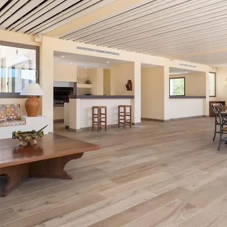 With 8 Bedrooms In Santa Eulária des Riu