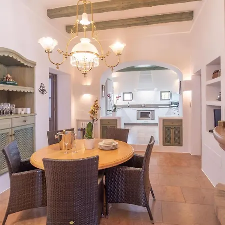 With 8 Bedrooms In Apartment Santa Eularia des Riu